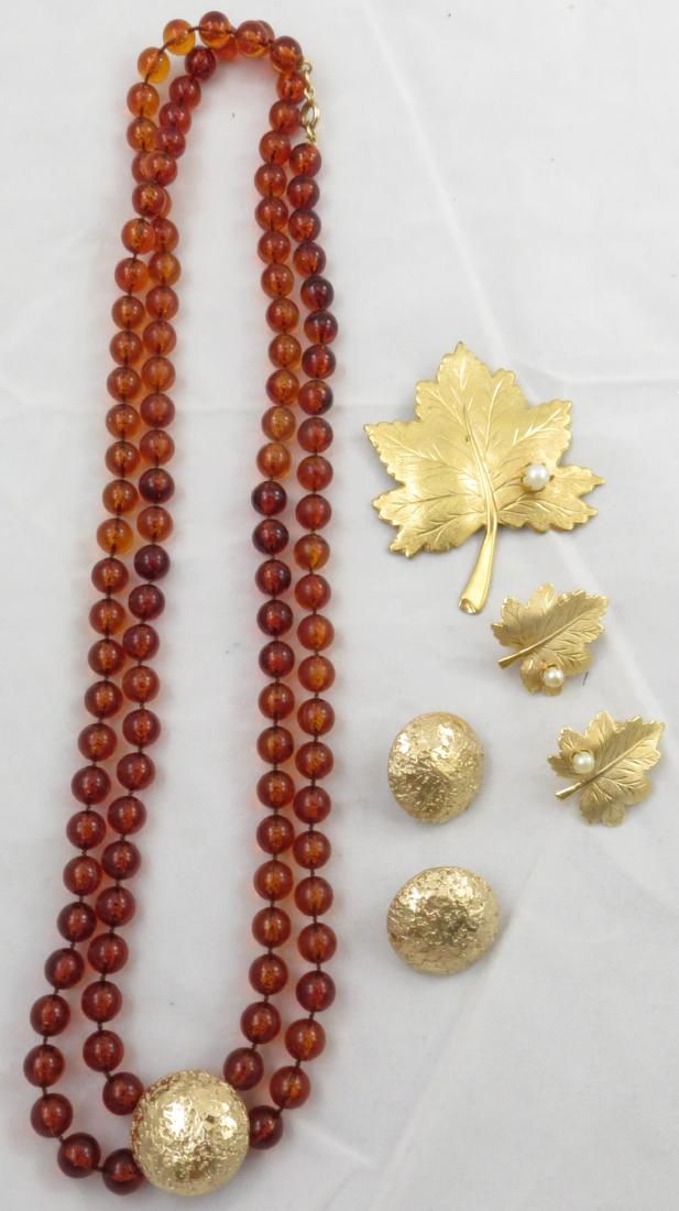 (2) VINTAGE SARAH COVENTRY SETS (1 of 9)