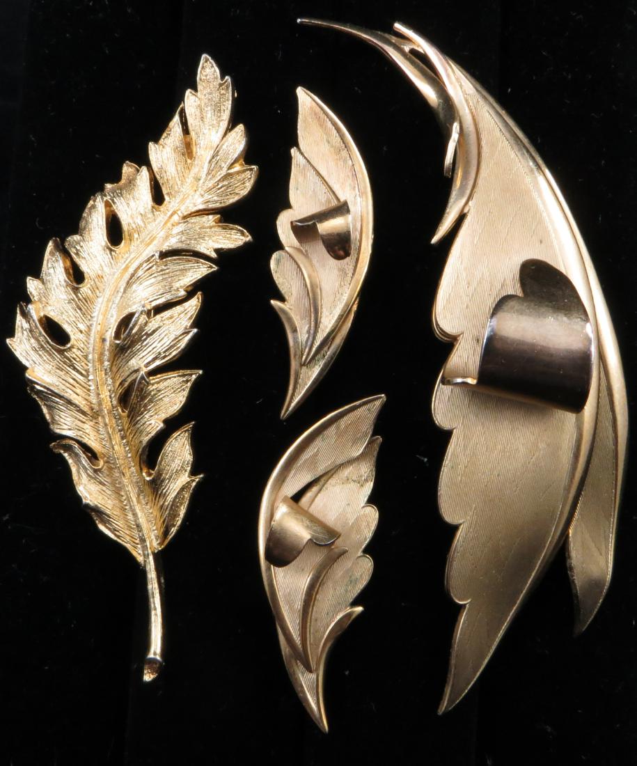 (3) PCS. CORO GOLD TONE FEATHER MOTIF JEWELRY (1 of 7)