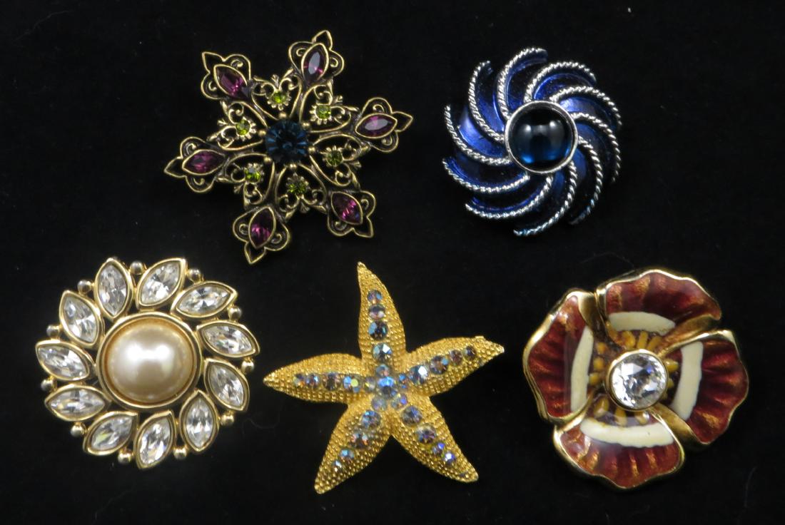 (5) COSTUME RHINESTONE BROOCHES (1 of 7)