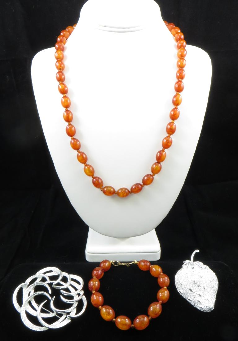 (4) PIECES SARAH COVENTRY NECKLACE & PINS (1 of 6)