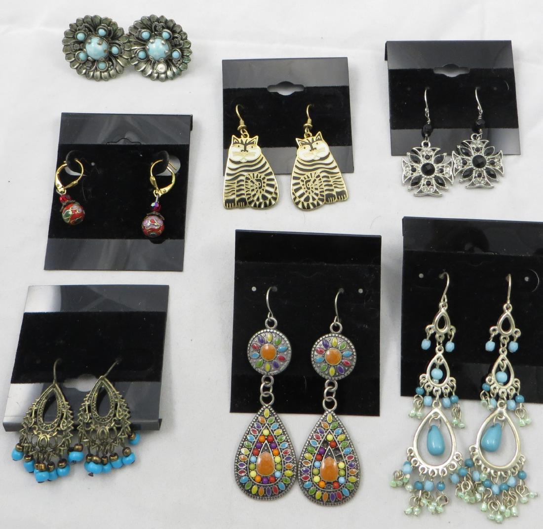 (7) PAIR FUN COSTUME EARRINGS (1 of 9)