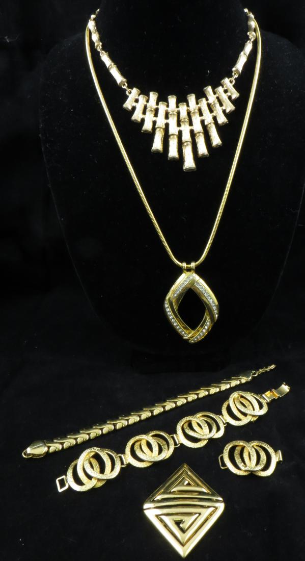 (5) DESIGNER NECKLACES & BRACELETS (1 of 9)