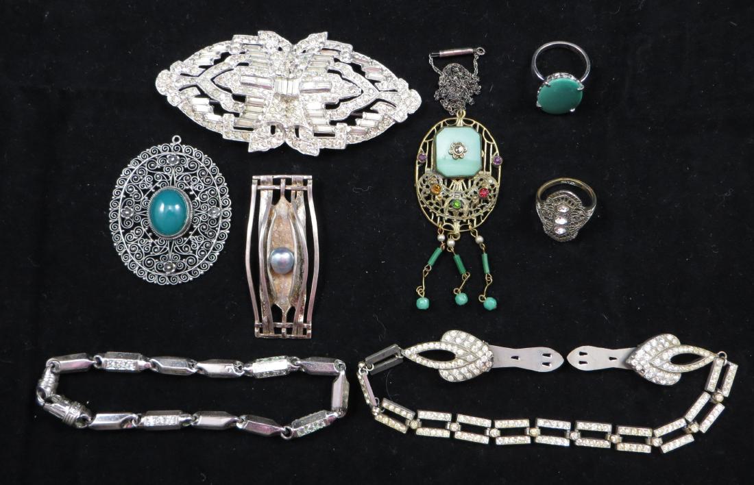 (6) PIECES VINTAGE JEWELRY (1 of 20)
