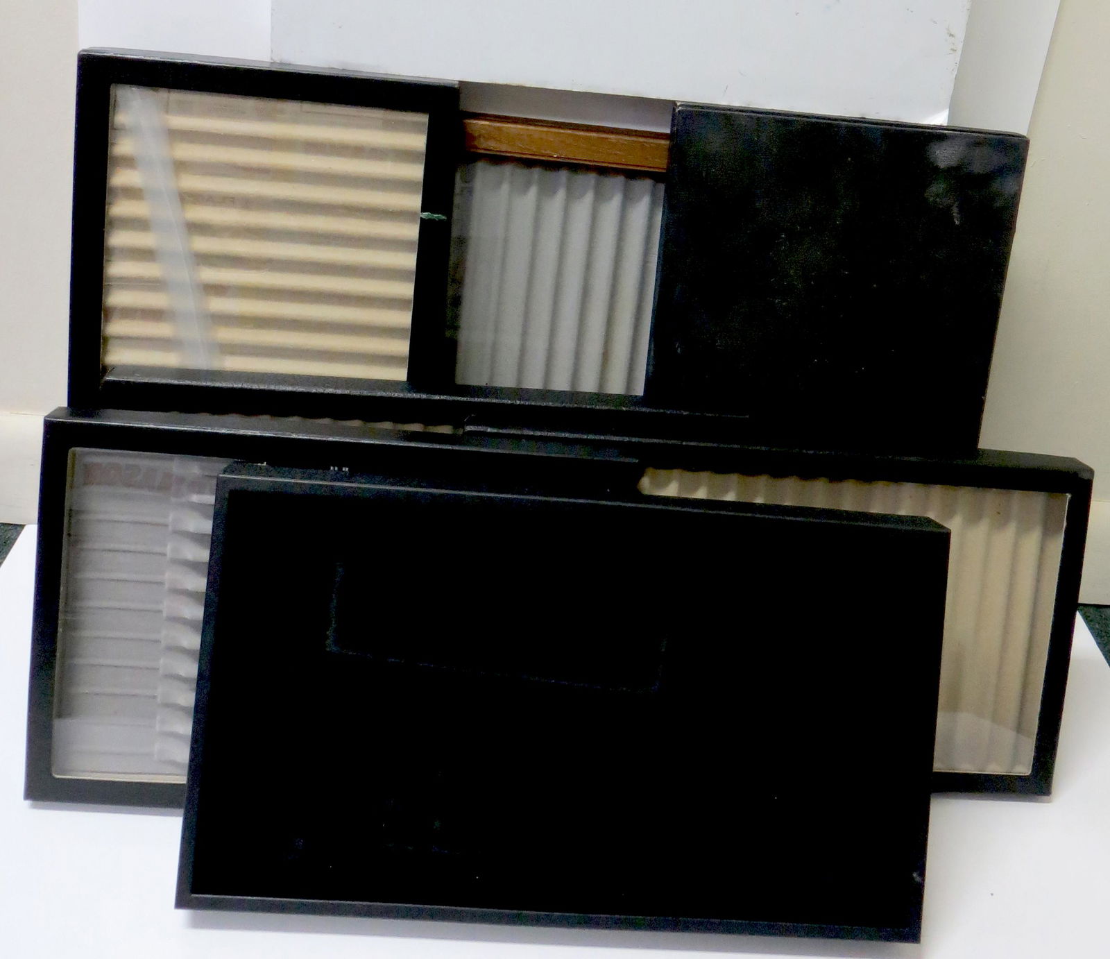 (8) PEN/ PENCIL DISPLAY CASES & TRAY: Some home-made or have been adapted for pens; wooden box has plexiglas; black cases have glass; one has broken glass; longest wood 17 1/2" x 13 1 /2", G-VG