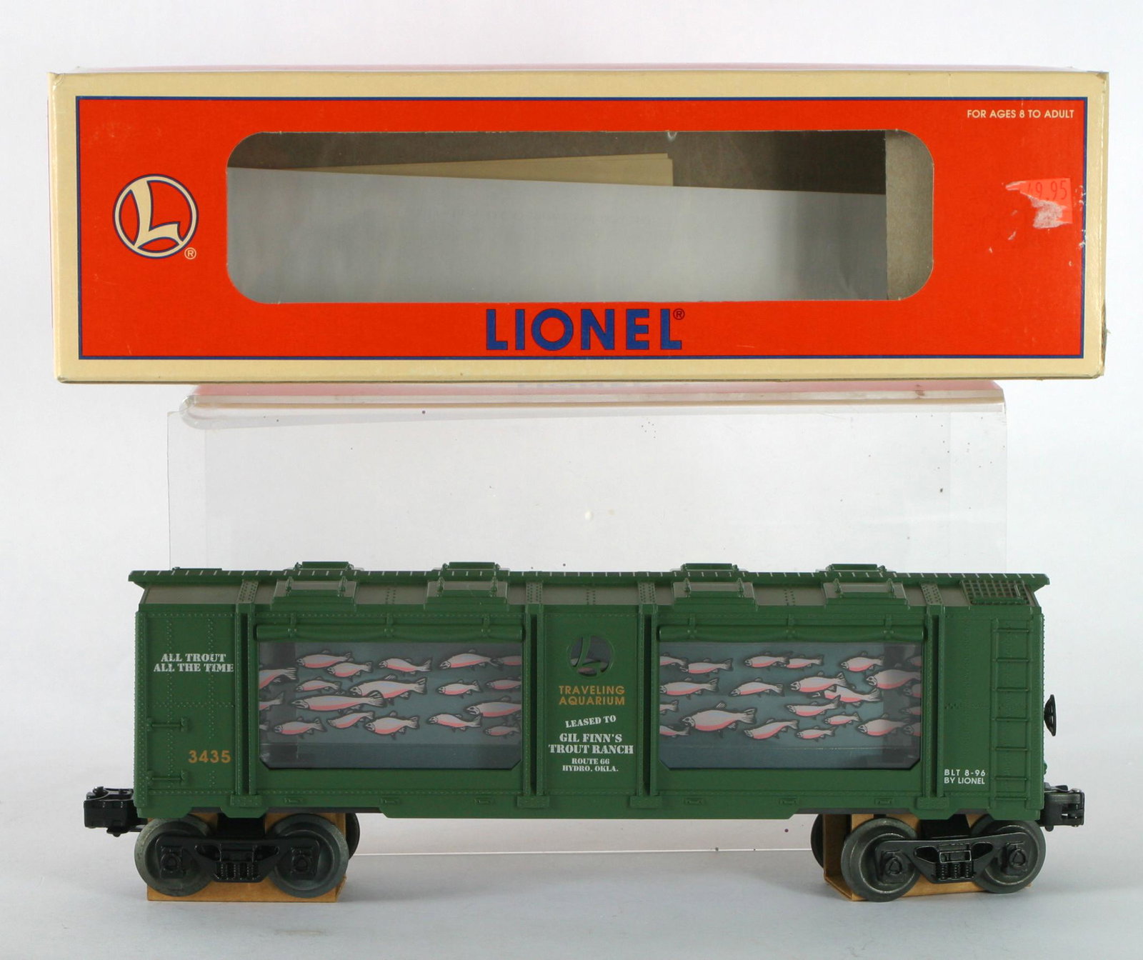 LIONEL O GAUGE AQUARIUM CAR 6-16742: Original box; plastic and metal; #3435 Gil Finn's Trout Ranch animated aquarium car; interior illuminated and fish "swim"; box L-11 1/2";