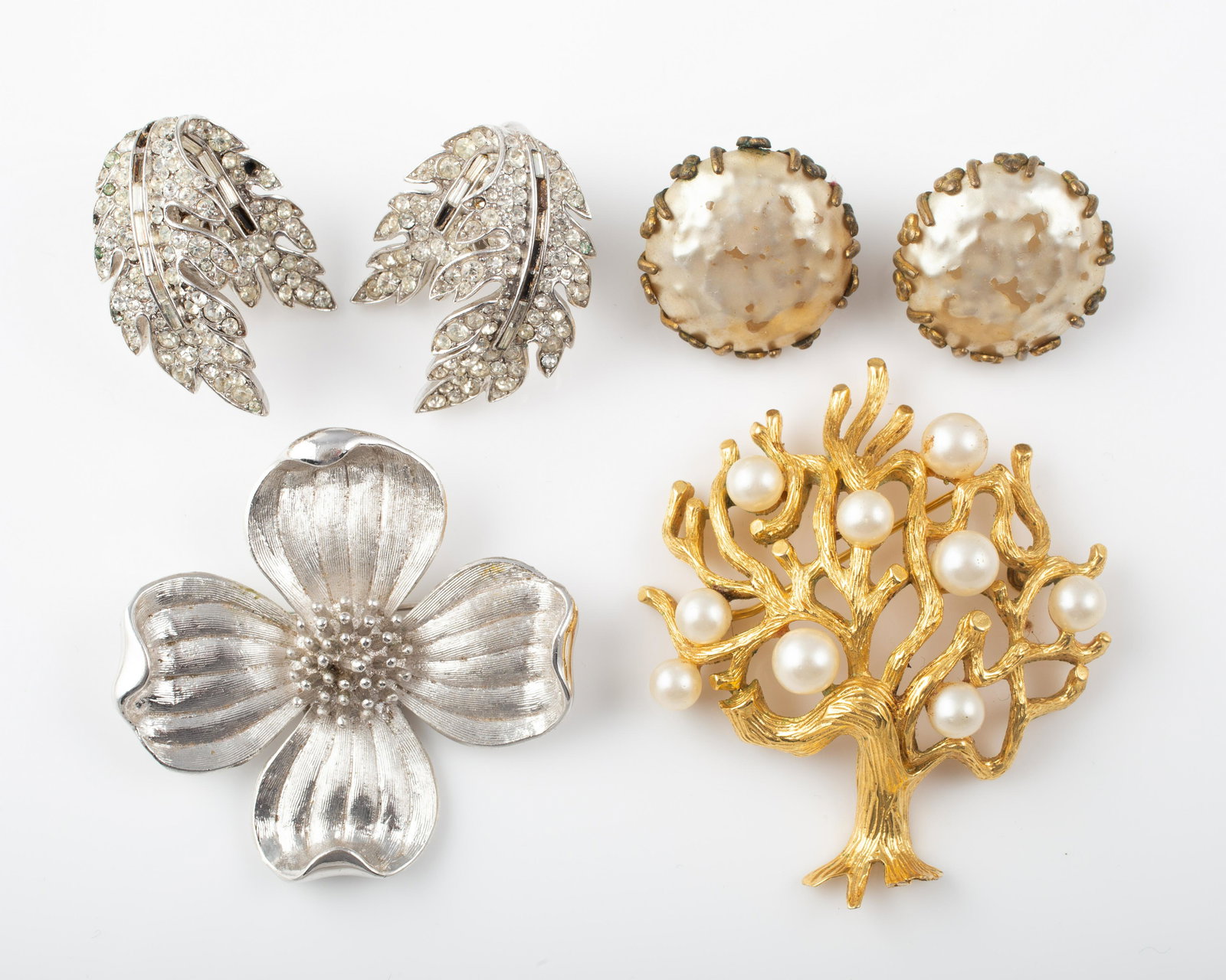 TRIFARI & HASKELL COSTUME PCS. (4) (1 of 8)