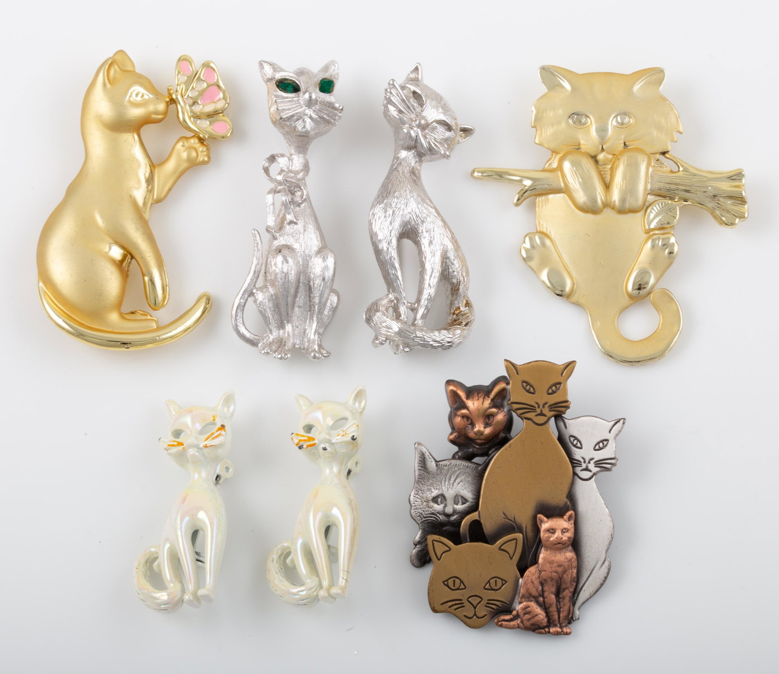(7) CAT BROOCHES: Including (2) silver tone Monet, 1-missing stone eyes; longest 2 1/2" G-VG
