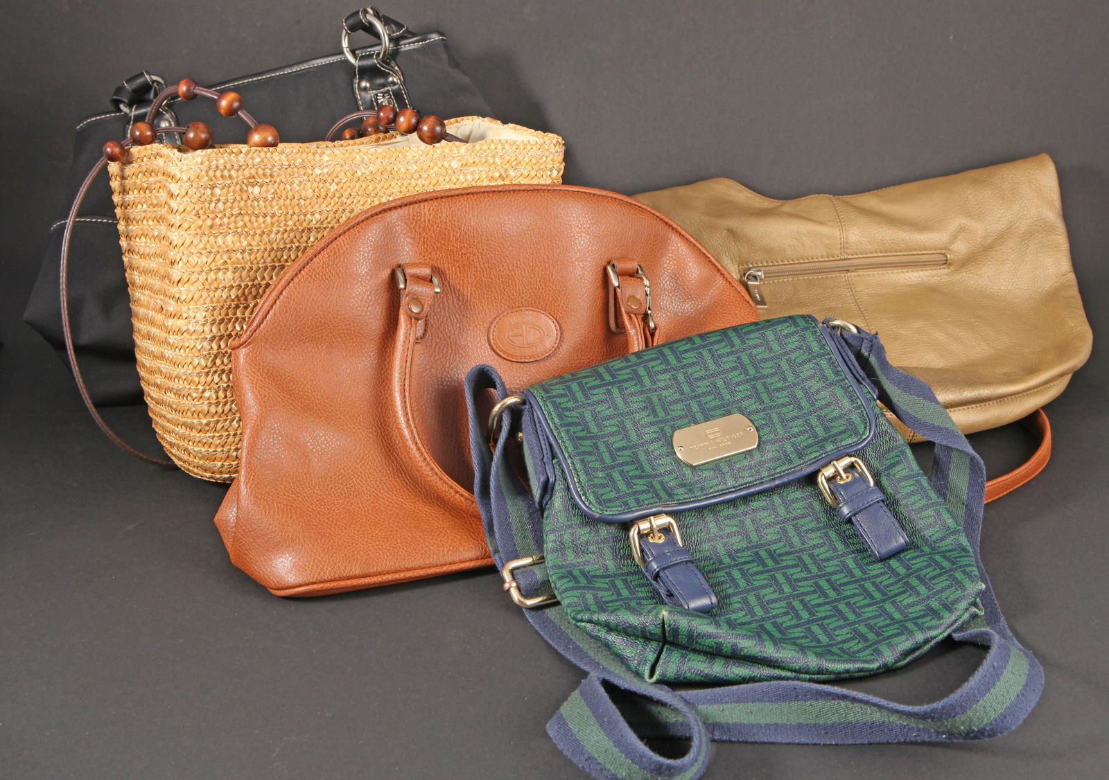 (5) VINTAGE HANDBAGS (0529) on Jun 18, 2022 Over & Above Online