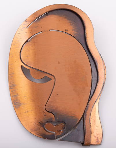 woman face Pin by MarkTheUser