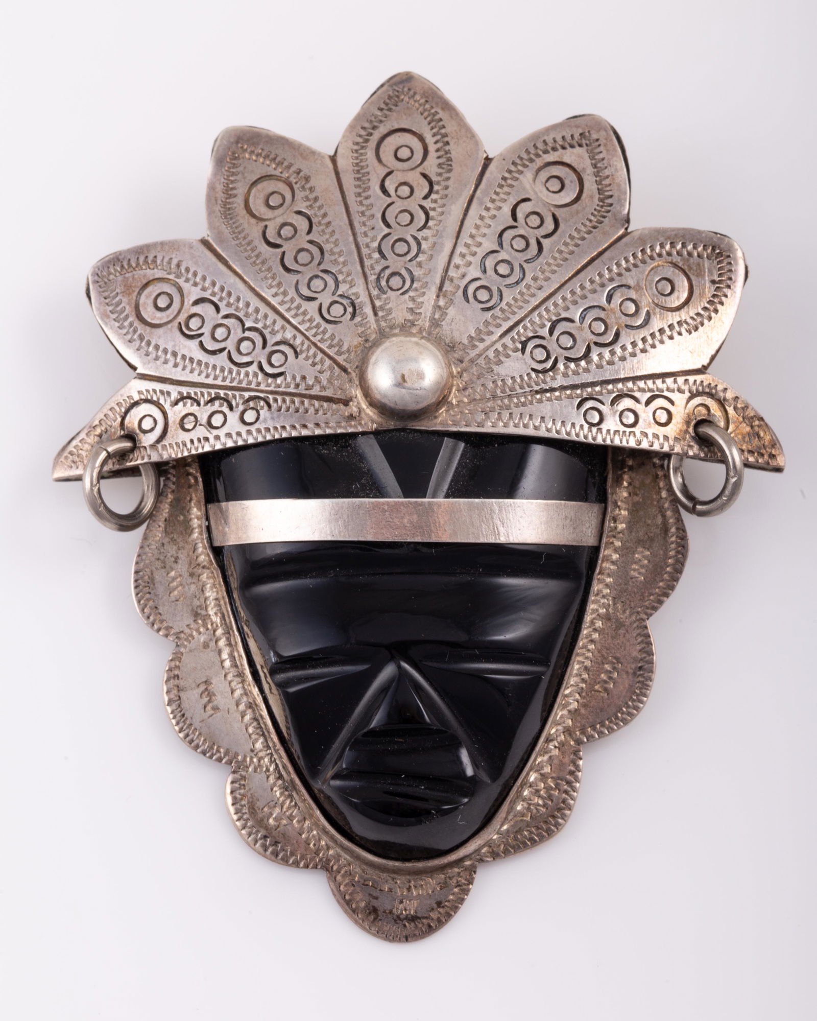 MEXICO SILVER CARVED FACE MASK PIN (1 of 4)