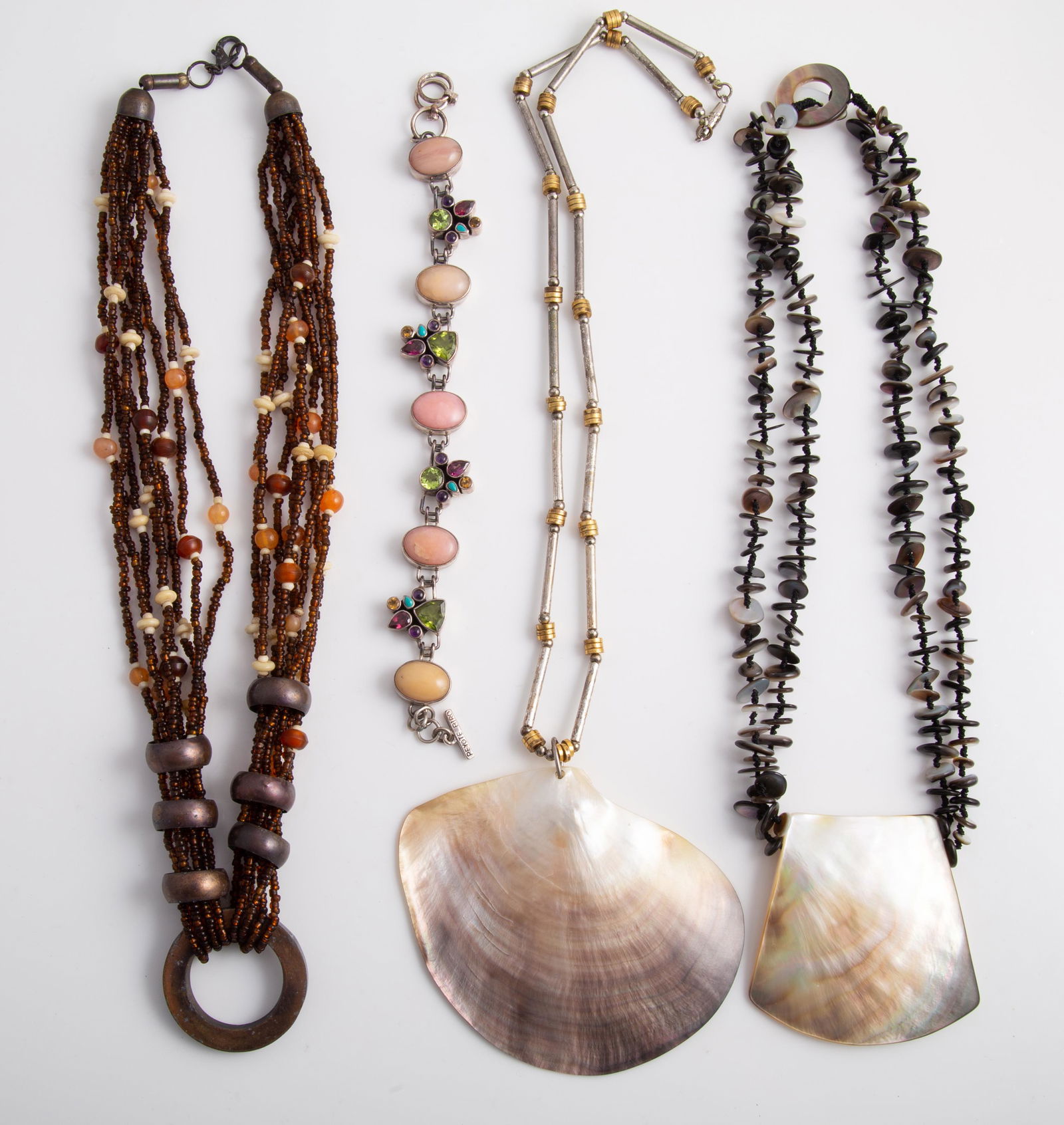 (4) SHELL MOTIF BEADED JEWELRY (1 of 4)