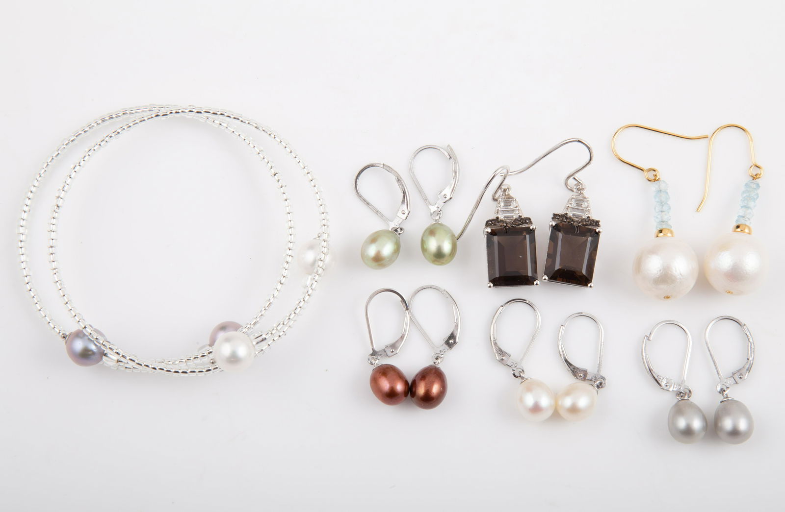 LOT OF STERLING AND SILVER PIERCED EARRINGS, ETC. (1 of 5)