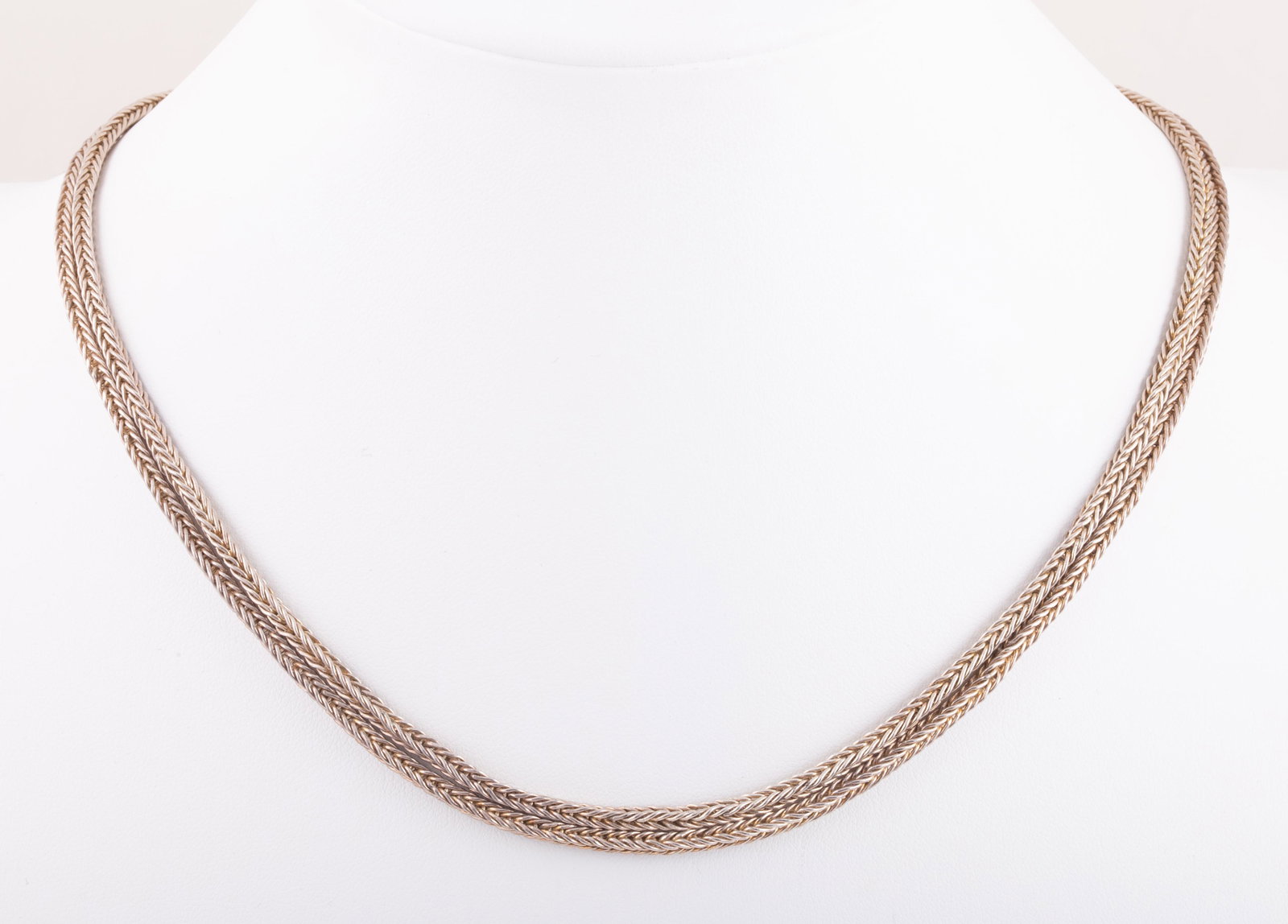 LORI BONN STERLING NECKLACE (1 of 3)