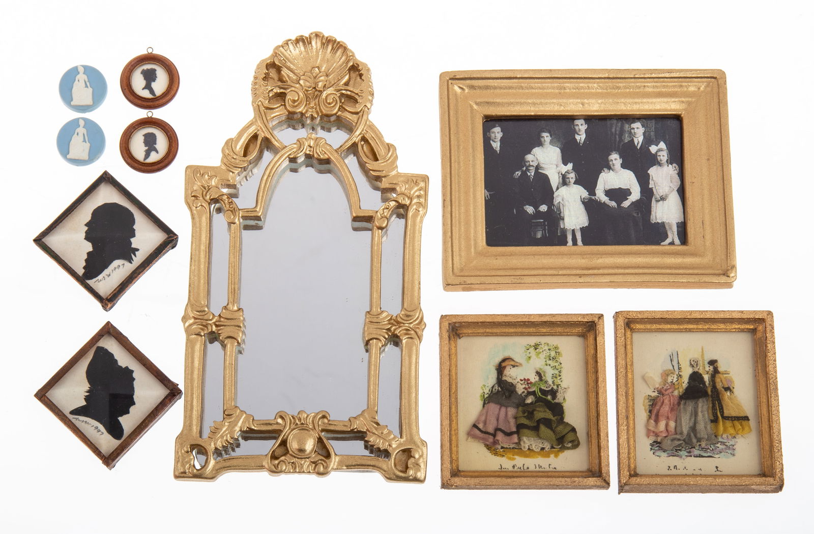 (10) DOLLHOUSE MINIATURE WALL HANGINGS (1 of 6)