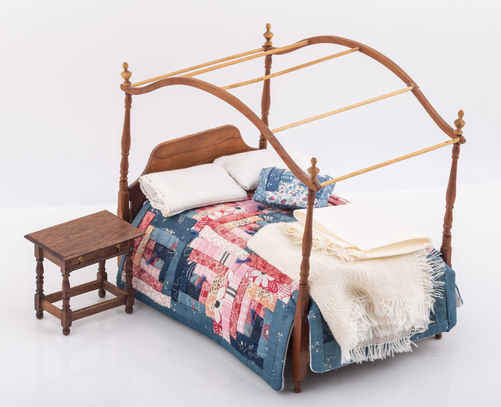 Artistmade Dollhouse Miniature Bedroom Furniture Auction