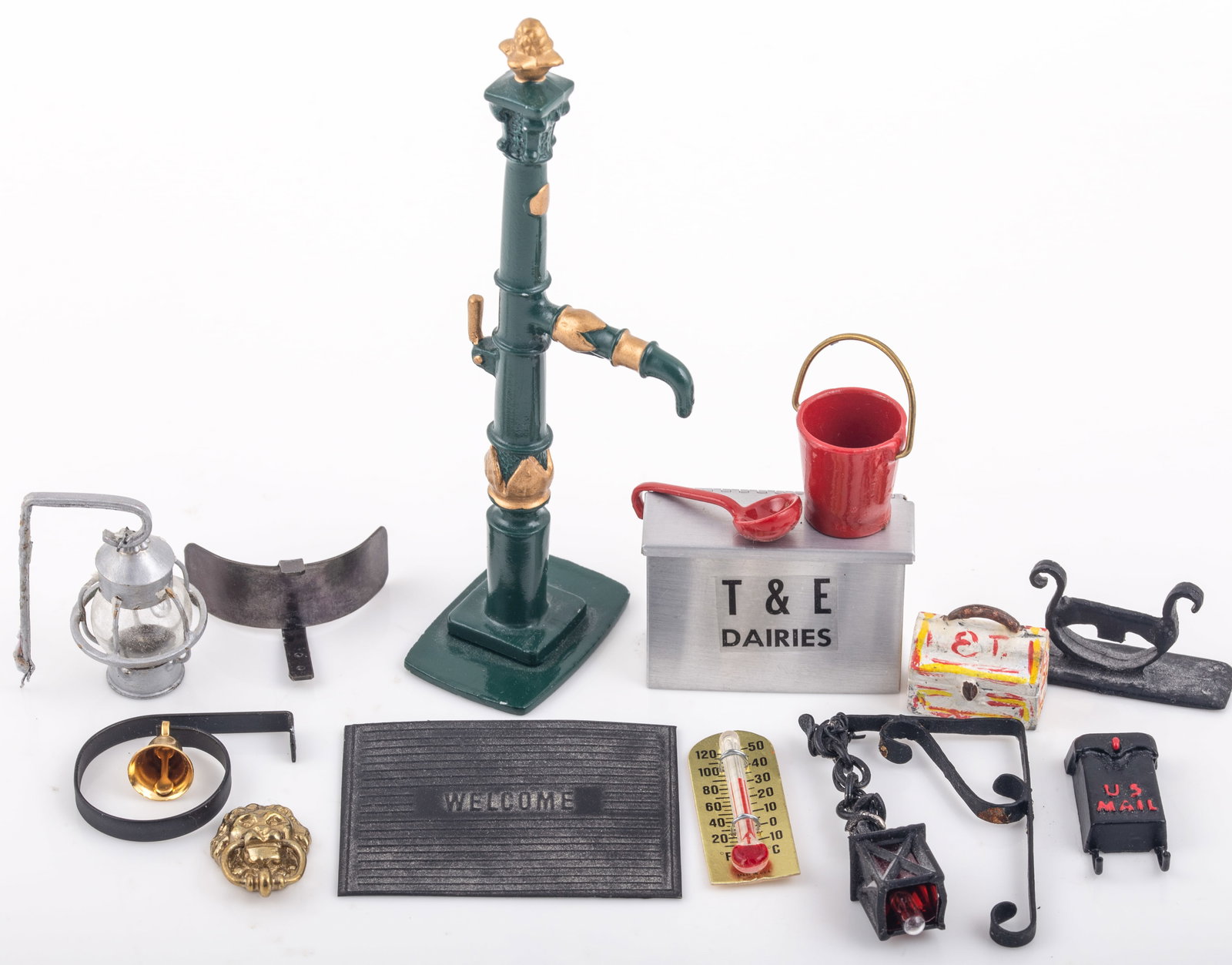 (12+) DOLLHOUSE MINIATURE OUTDOOR ITEMS - MOSTLY METAL (1 of 4)