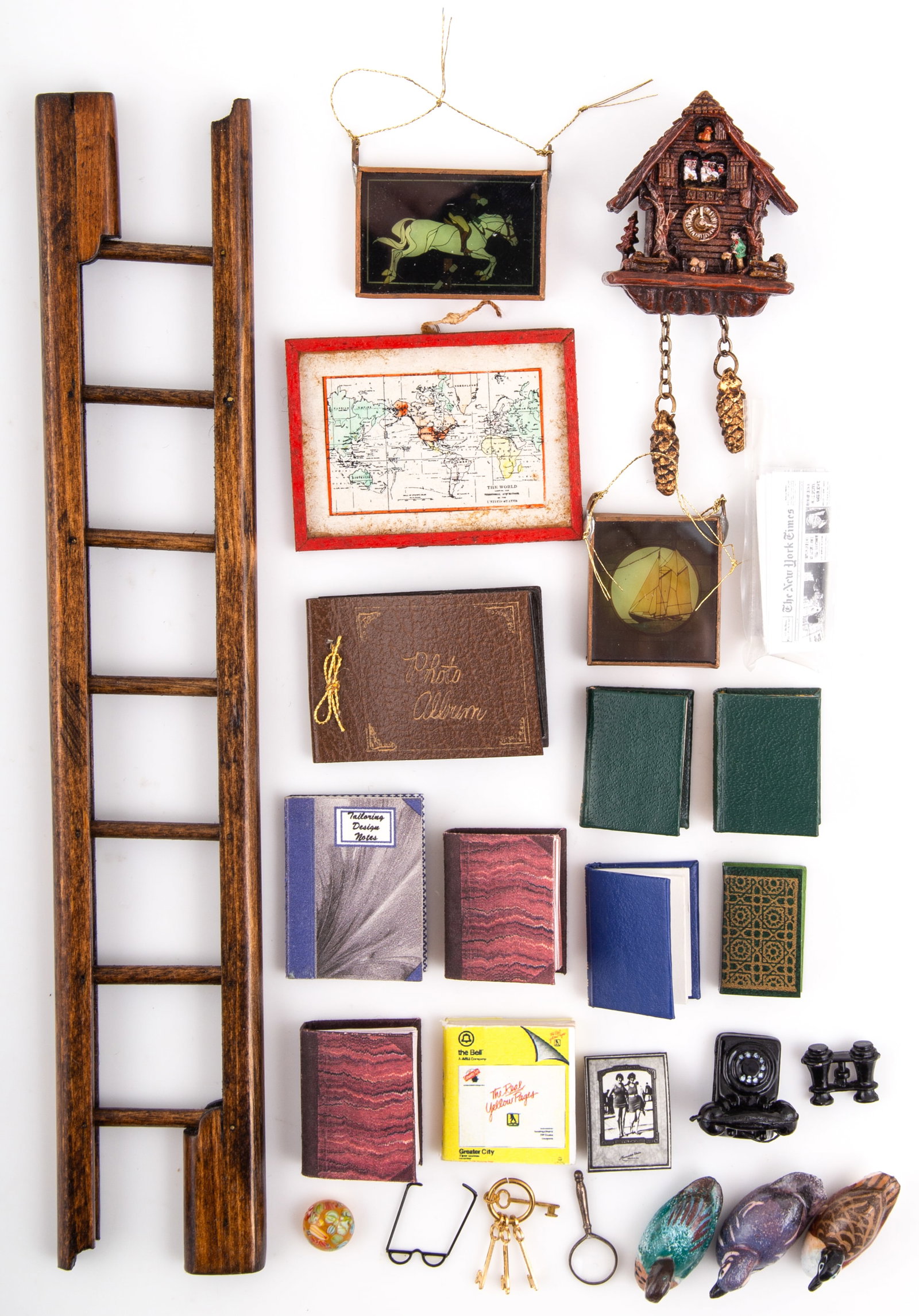 (23+) MEN'S OFFICE DOLLHOUSE MINIATURES (1 of 9)
