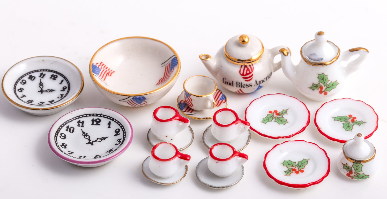 (12) PORCELAIN DOLLHOUSE MINIATURES (1 of 5)