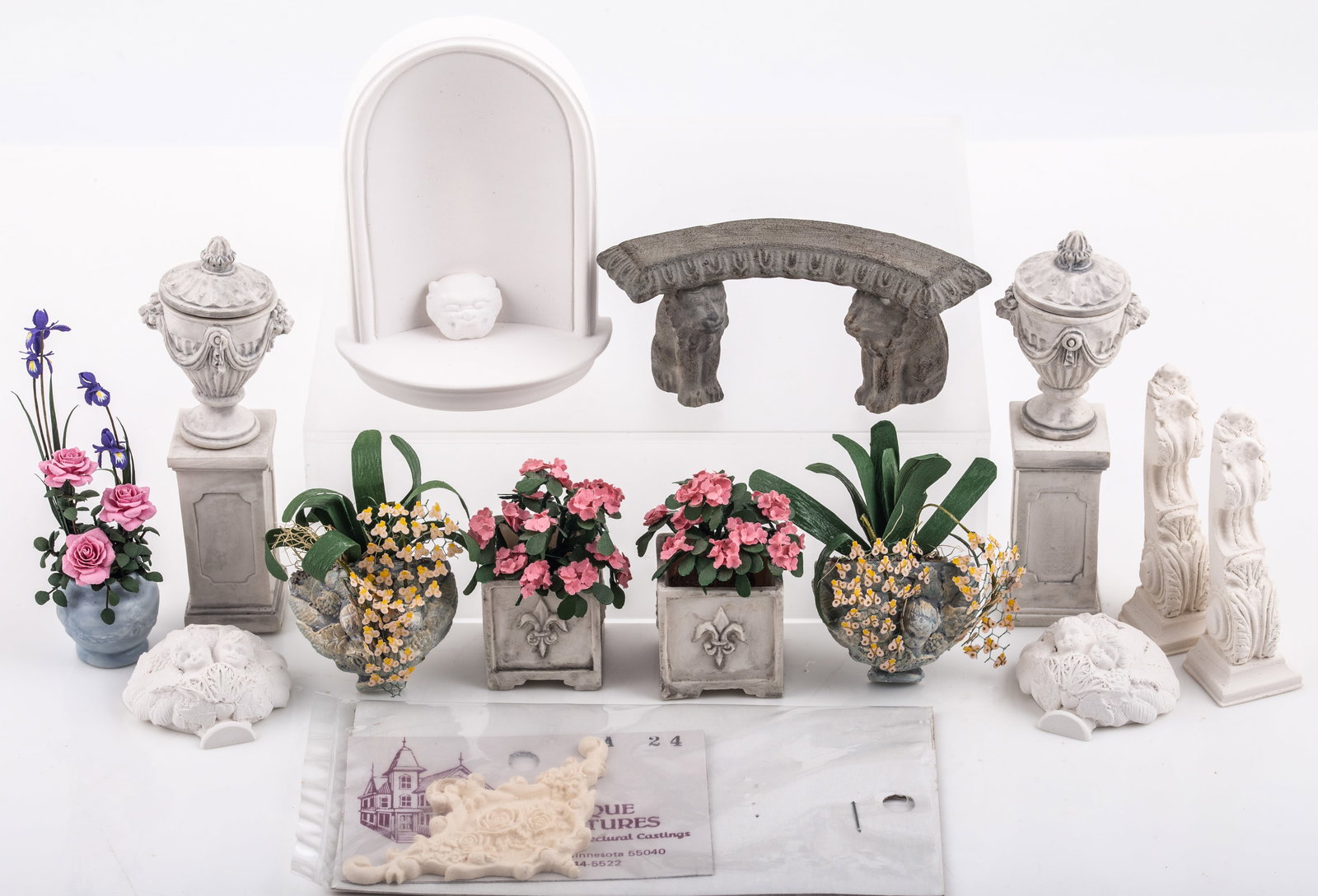 (15+) DOLLHOUSE MINIATURE GARDEN DÉCOR PLASTER, RESIN ETC. (1 of 7)