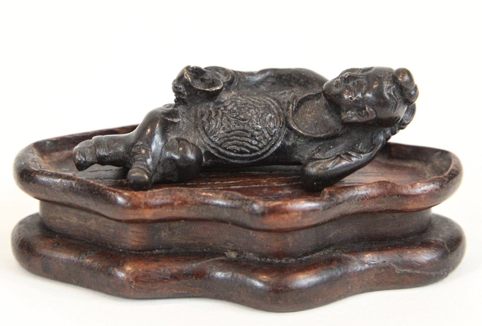 BRONZE ASIAN MAIDEN RECLINING (1 of 9)