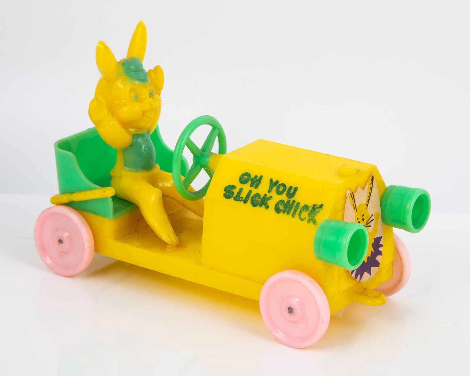 ROSBRO ROSEN HARD PLASTIC BUNNY in CAR (1 of 5)