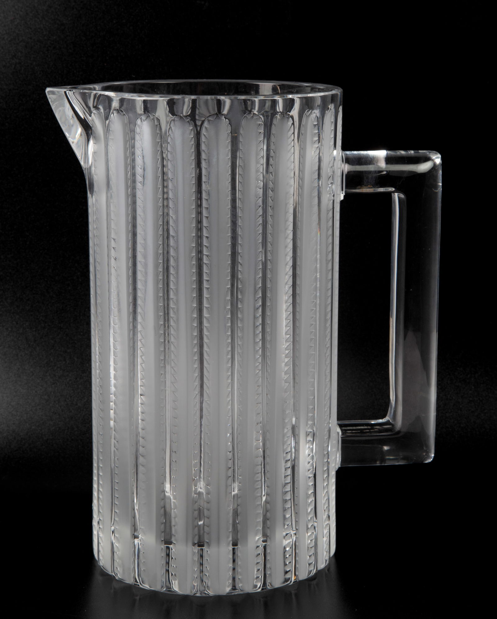 LALIQUE JAFFA CRYSTAL PITCHER (1 of 4)