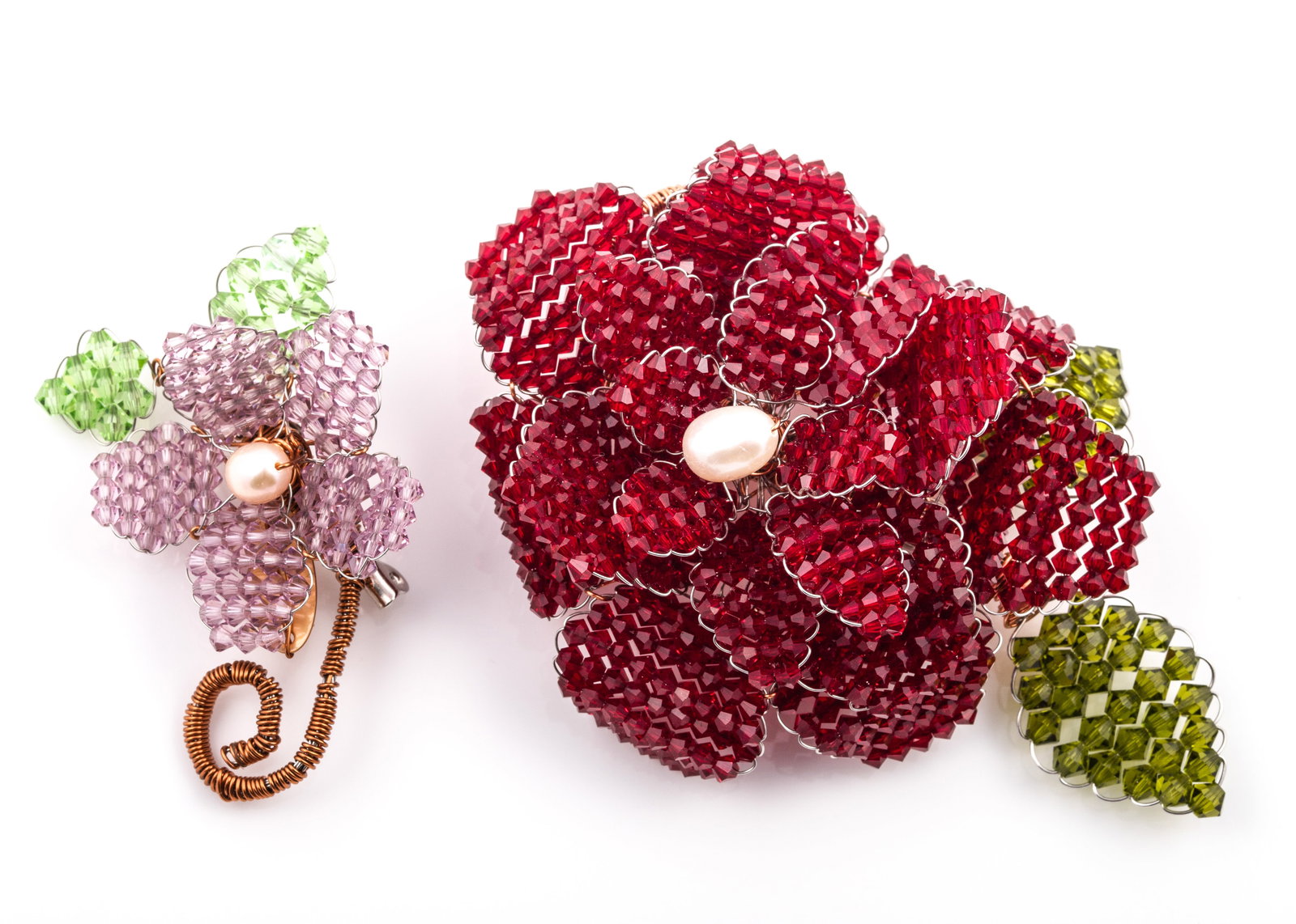 (2) MINDY LAM BEADED CRYSTAL BROOCHES (1 of 5)