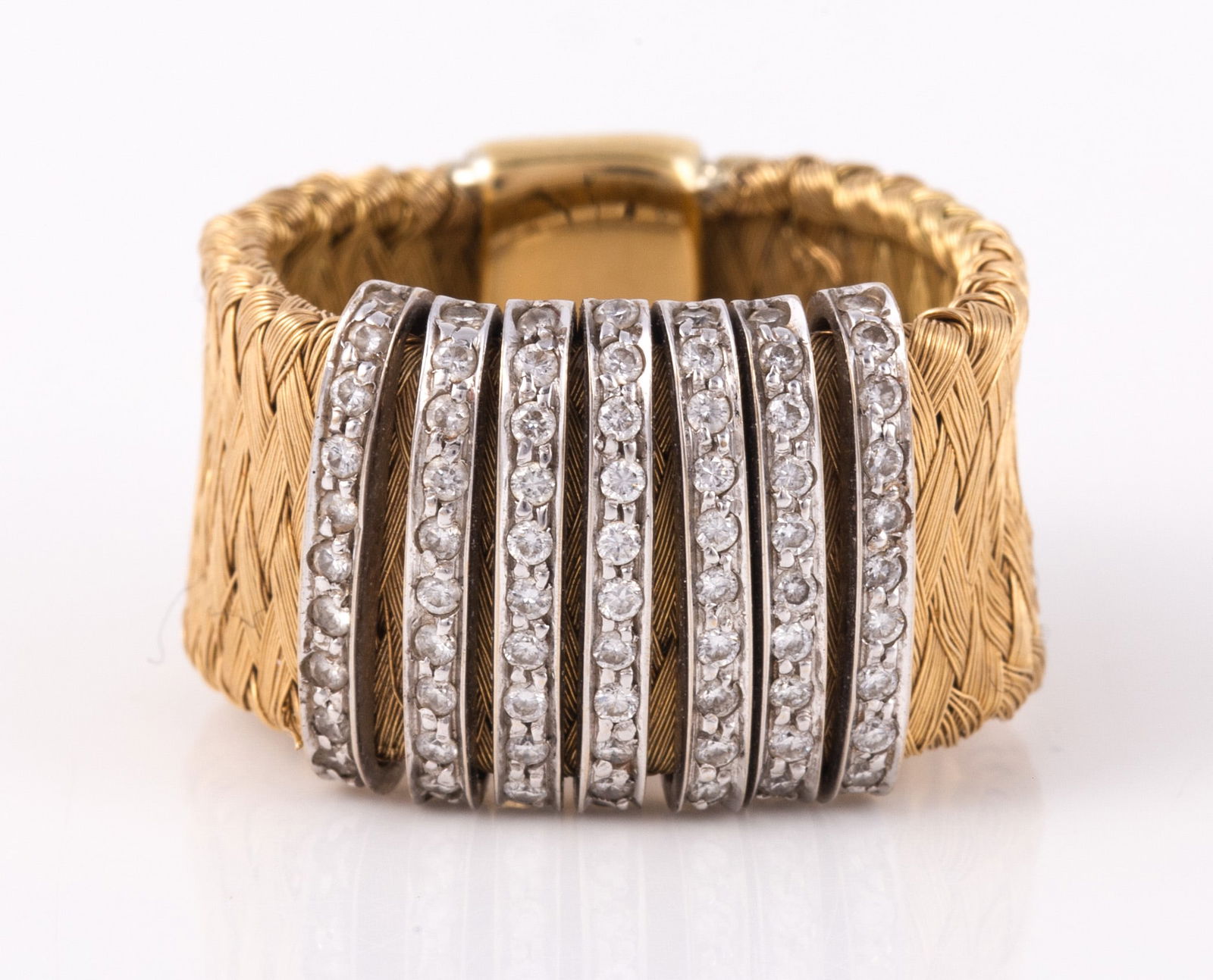 18K YELLOW GOLD & DIAMOND RING (1 of 4)