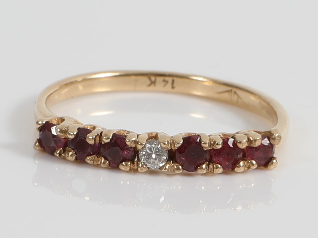 14K PINK SAPPHIRE & DIAMOND RING (1 of 7)