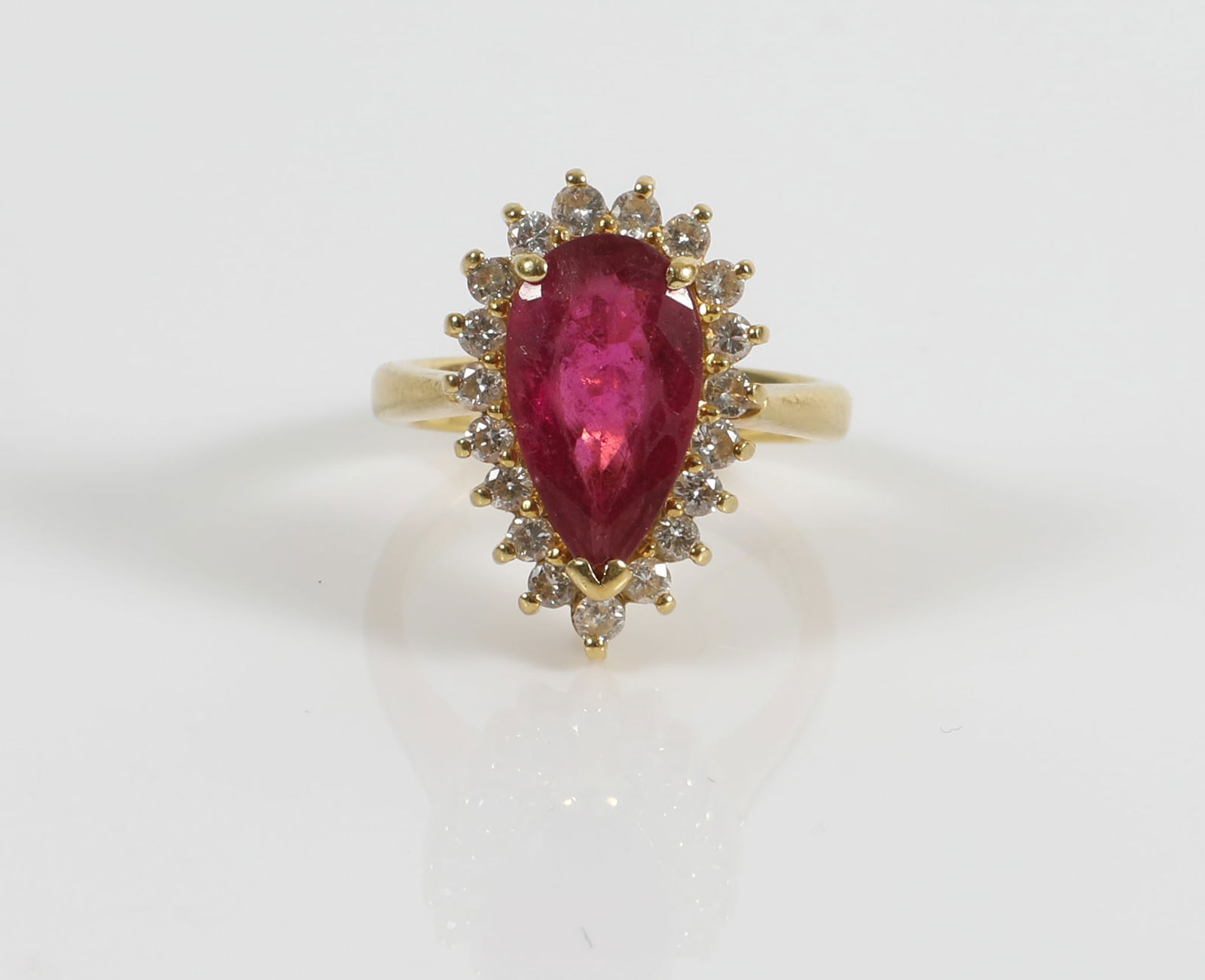 18K GOLD, GEMSTONE & DIAMOND RING (1 of 6)