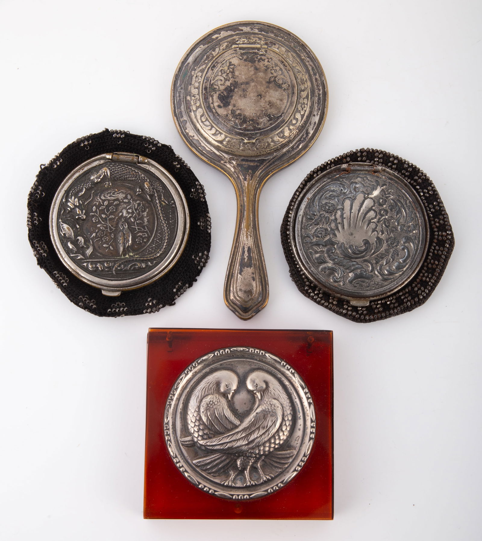 (4) VINTAGE PCS. COIN PURSES & COMPACTS (1 of 11)