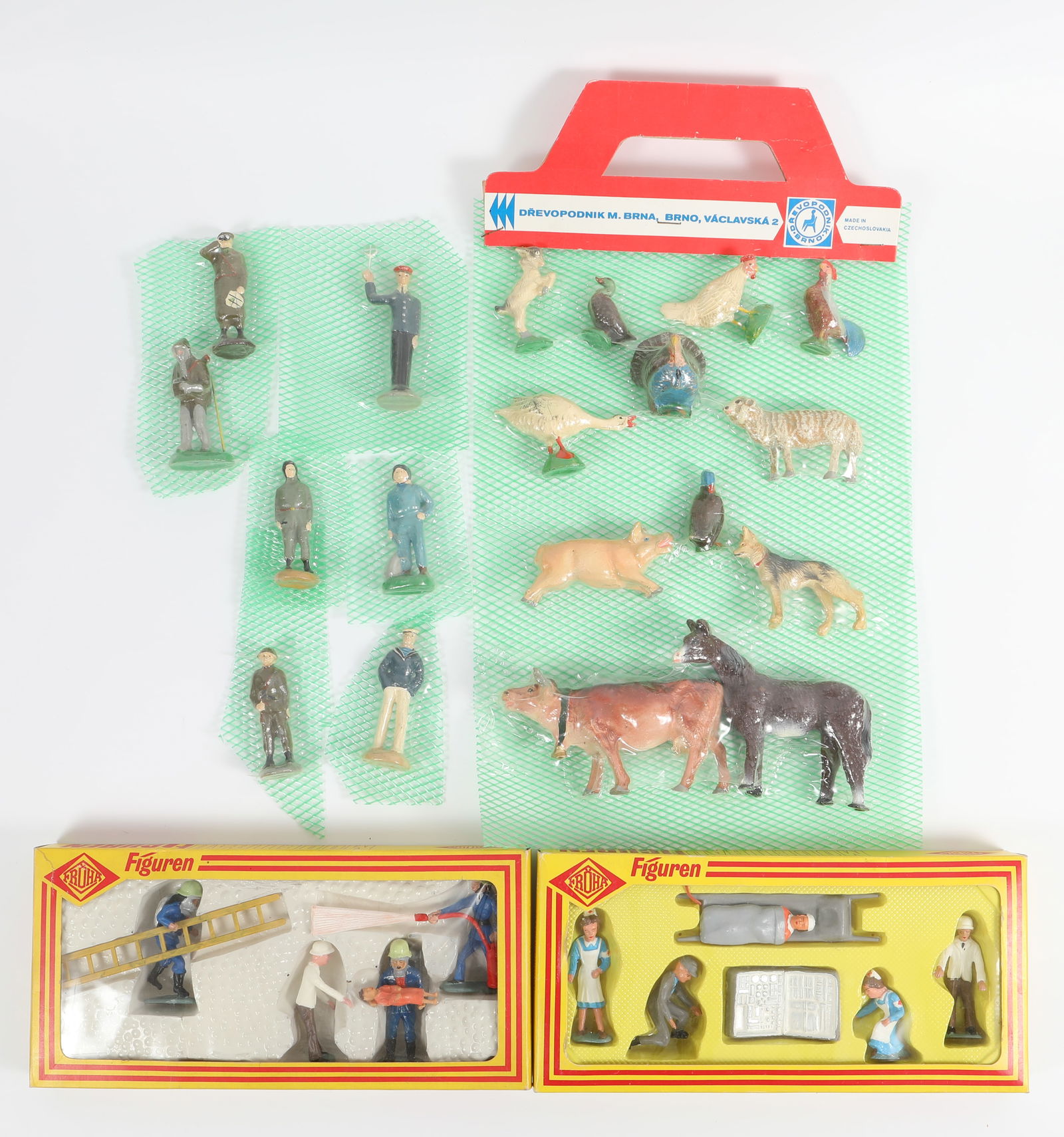 COMPOSITION FIGURES - DREVOPODNIK BRNA BRNO, FROHA, ETC (1 of 10)