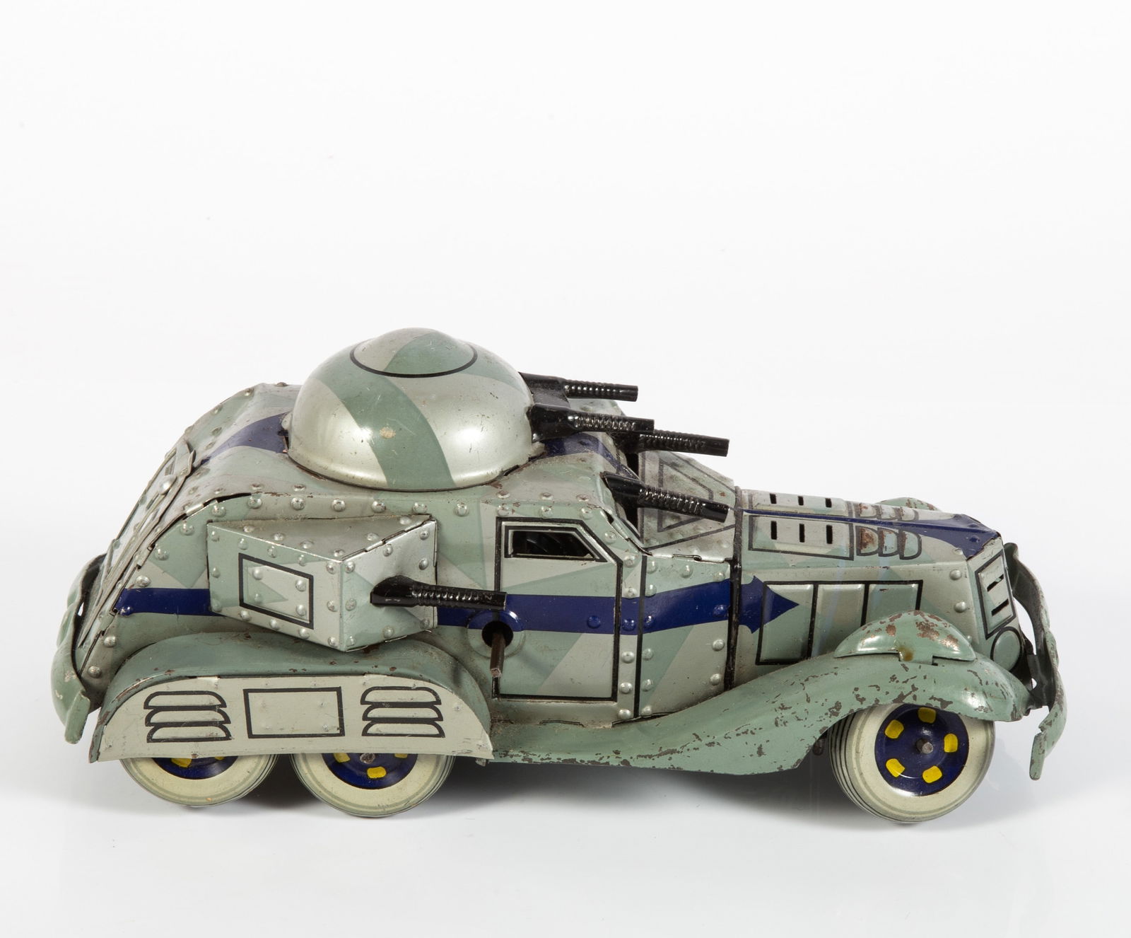 T.N. JAPAN ARMORED CAR with CLOCKWORK MECHANISM (1 of 5)