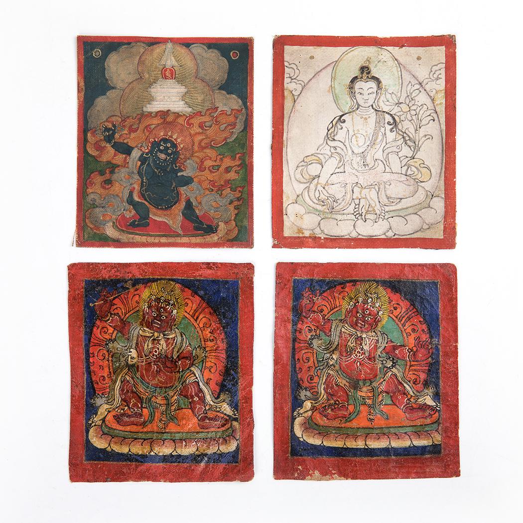 Antique Tibet-Mongolian Buddhist miniature thangka: These paintings is drawn on canvas by mineral pigment. It painted by mineral paints on linen. Old & used condition. Dates back to 19th . It measures: 6.0 cm x 5.0 cm. 5.4cm x 4.2 cm 7.0cm x 6.0 cm
