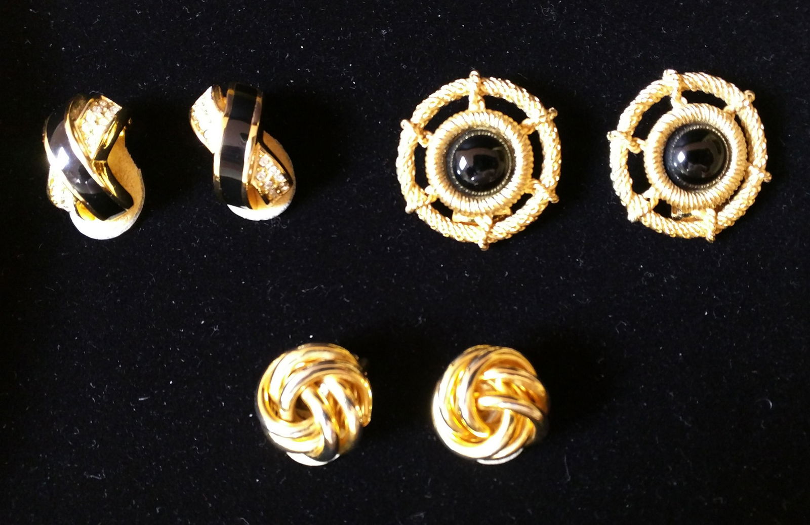 Three Pair Aar Clips Christian Dior and other (1 of 6)