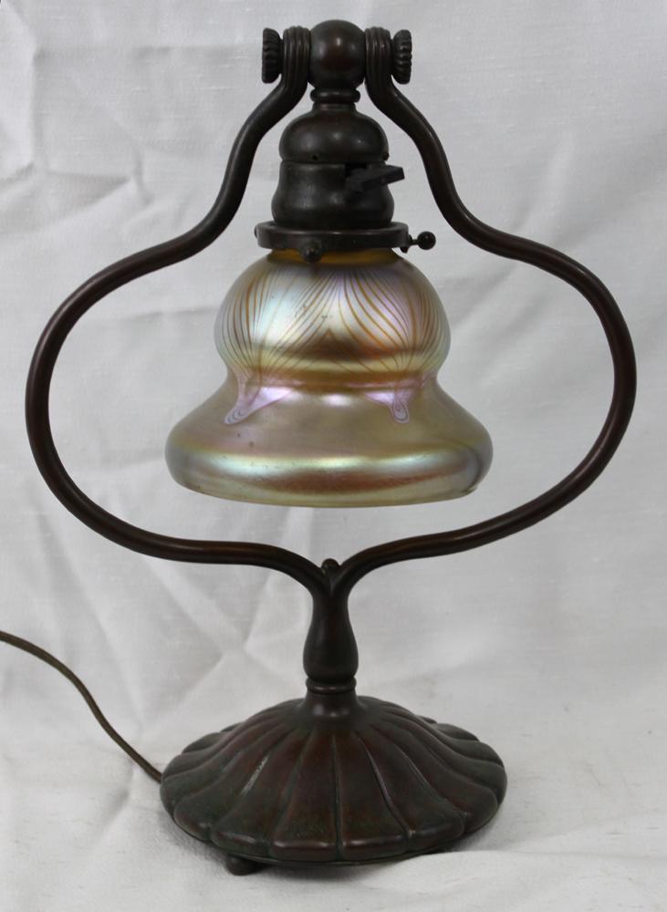 Bronze Tiffany Studios Lamp with Favril Sahde (1 of 11)