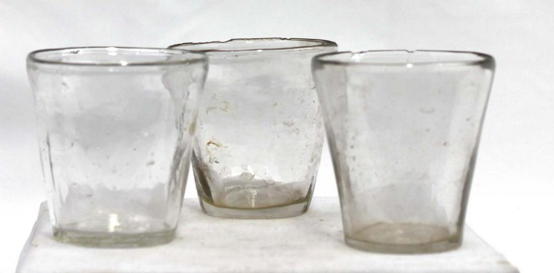 Three Spanish Cups: Three Spanish Cups Probably 18 century or earlier. Size: Height 2 5/8 in. Condition: Small chips on the rim If you would like to receive more detailed photos, please let us know. We do not accept cred
