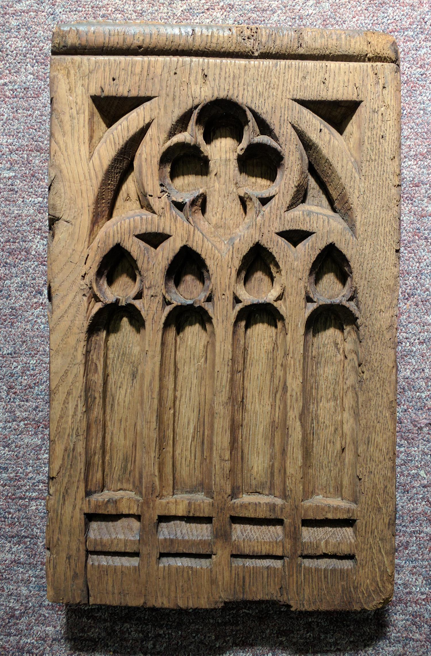 Gothic Carved Oak Panel: Gothic Carved Oak Panel 16 / 17 Century Size: Height 16 1/2 in. by 10 in. If you would like to receive more detailed photos, please let us know. We do not accept credit card charges of over $7,500, th