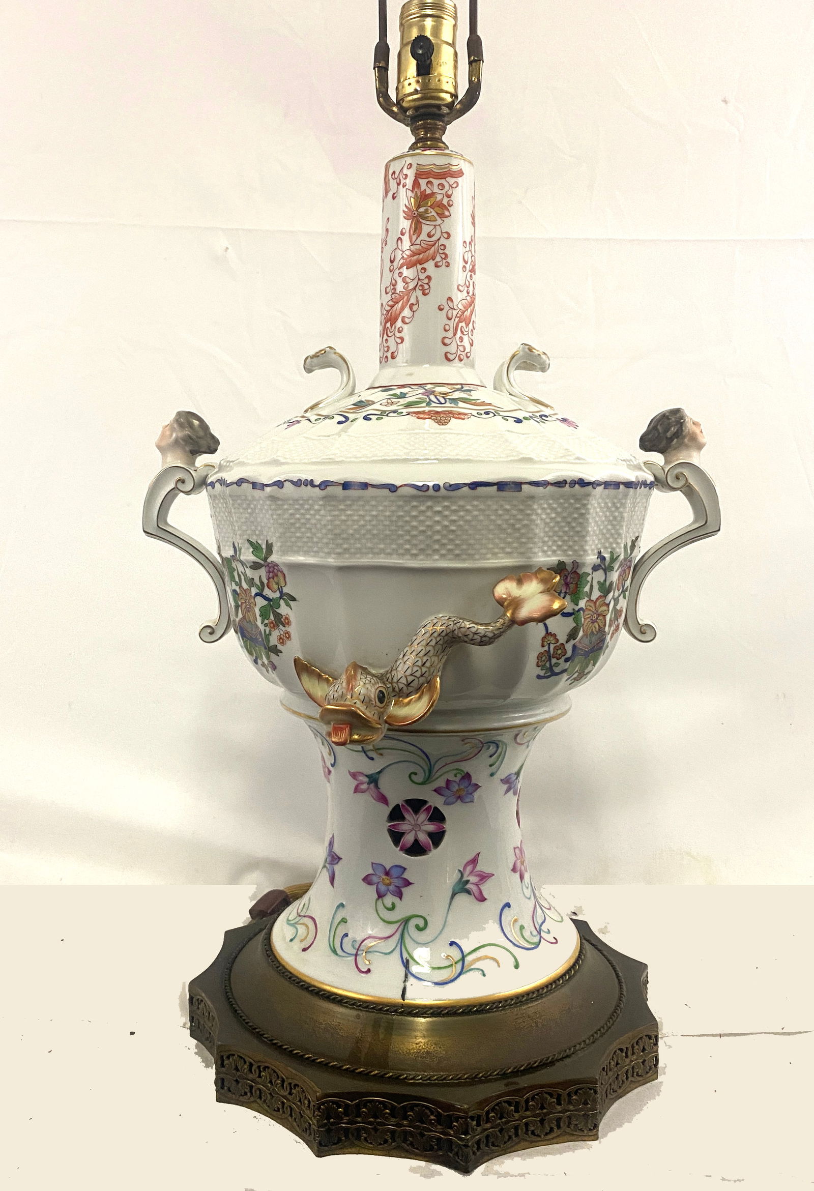 Herend Hungarian Porcelain Lamp (1 of 10)