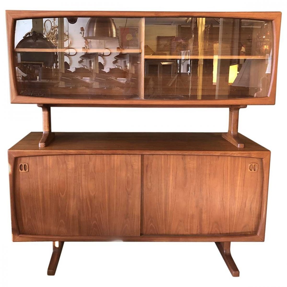 Mid-Century Modern Sideboard Cabinet With Hutch (1 of 9)