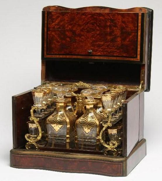 19thcAntiqe Baccarat   Crystal Burl Wood Tantalus (1 of 5)