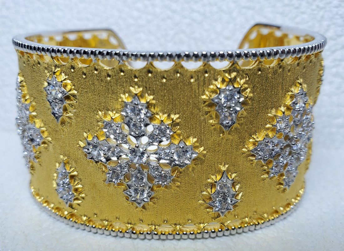 Hand made Italian Buccelatti Inspired bangle#1 (1 of 7)