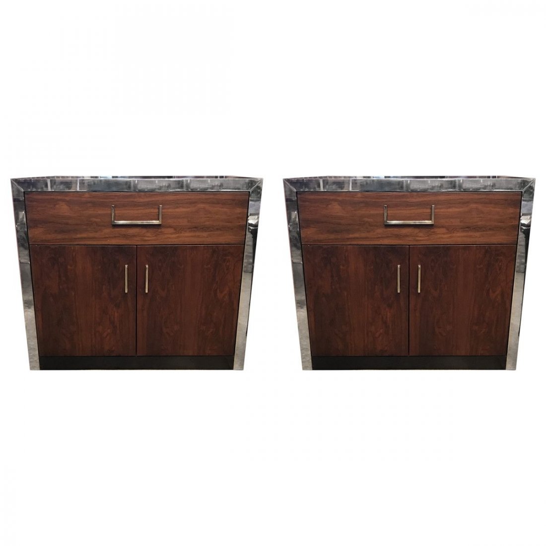 John Stuart Inc. Mid-Century Modern Nightstand: Grand rAPIDS MICHIGAN Walnut-front doors and drawer. Chrome edge and pulls. Black lacquer top and sides. Sold as a set of 2. WIDTH 26.25" DEPTH 16.25" HEIGHT 22" Cabinet: Height 13" Drawer: Height 4"
