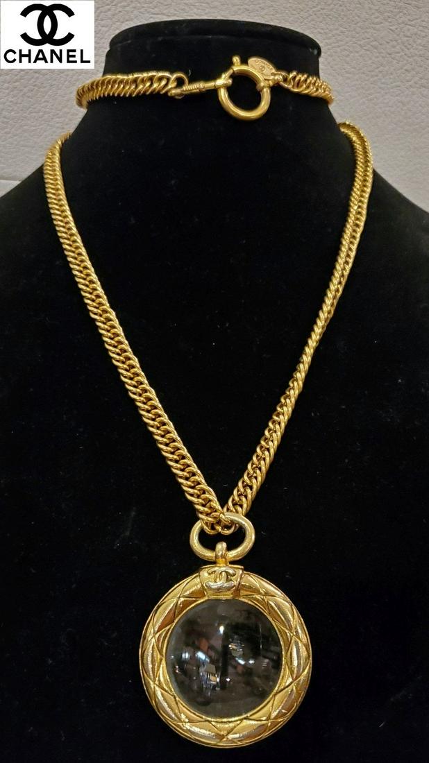 Authentic 1980 CC Chanel Necklace (1 of 5)