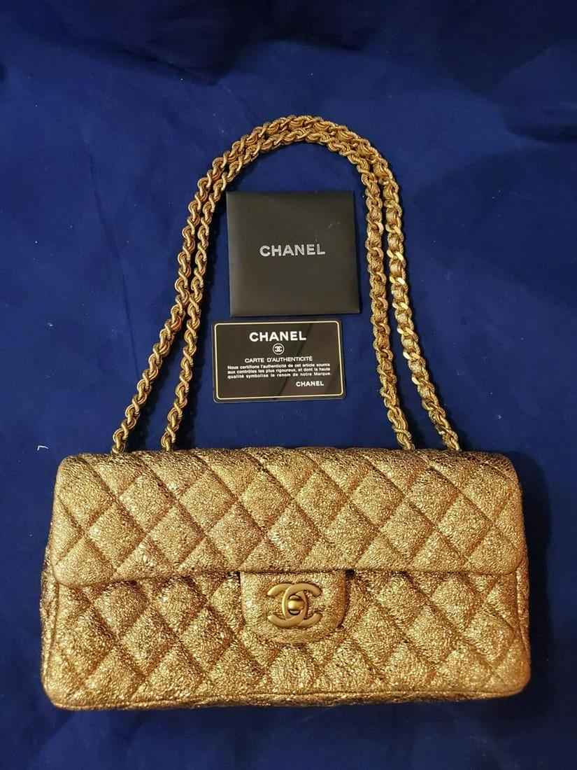 Authentic Runway Chanel  Metalic Gold Hand Bag (1 of 8)