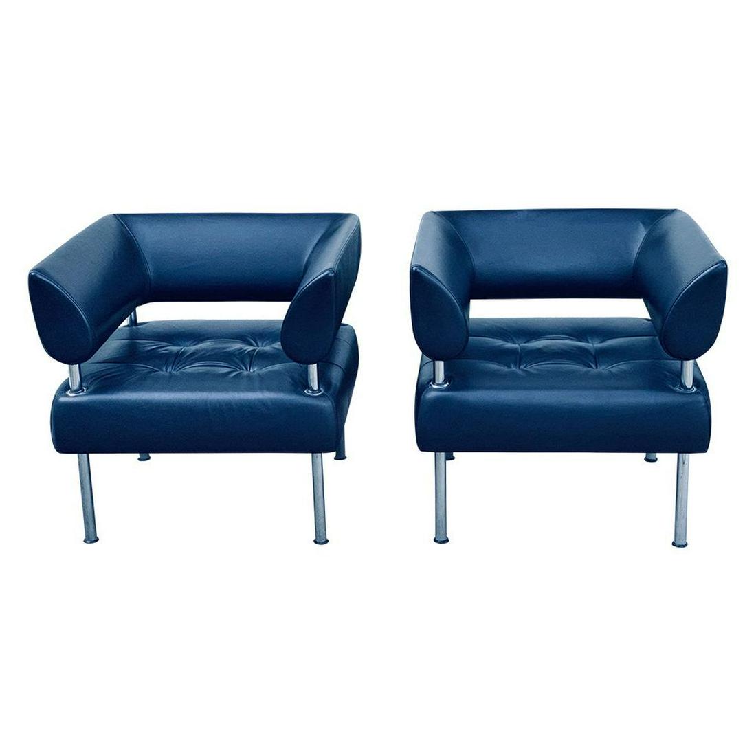 Contemporary Modern Pair of Leather Arm Chairs (1 of 6)