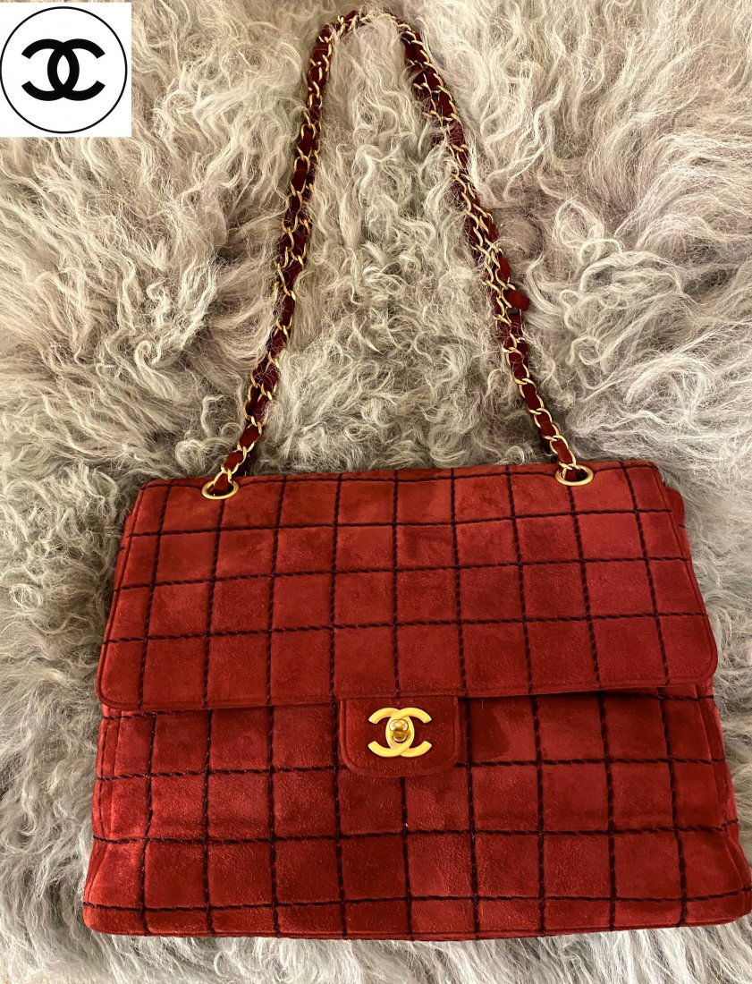 Classic Chanel Chaied Flap Burgundy Hand bag (1 of 9)