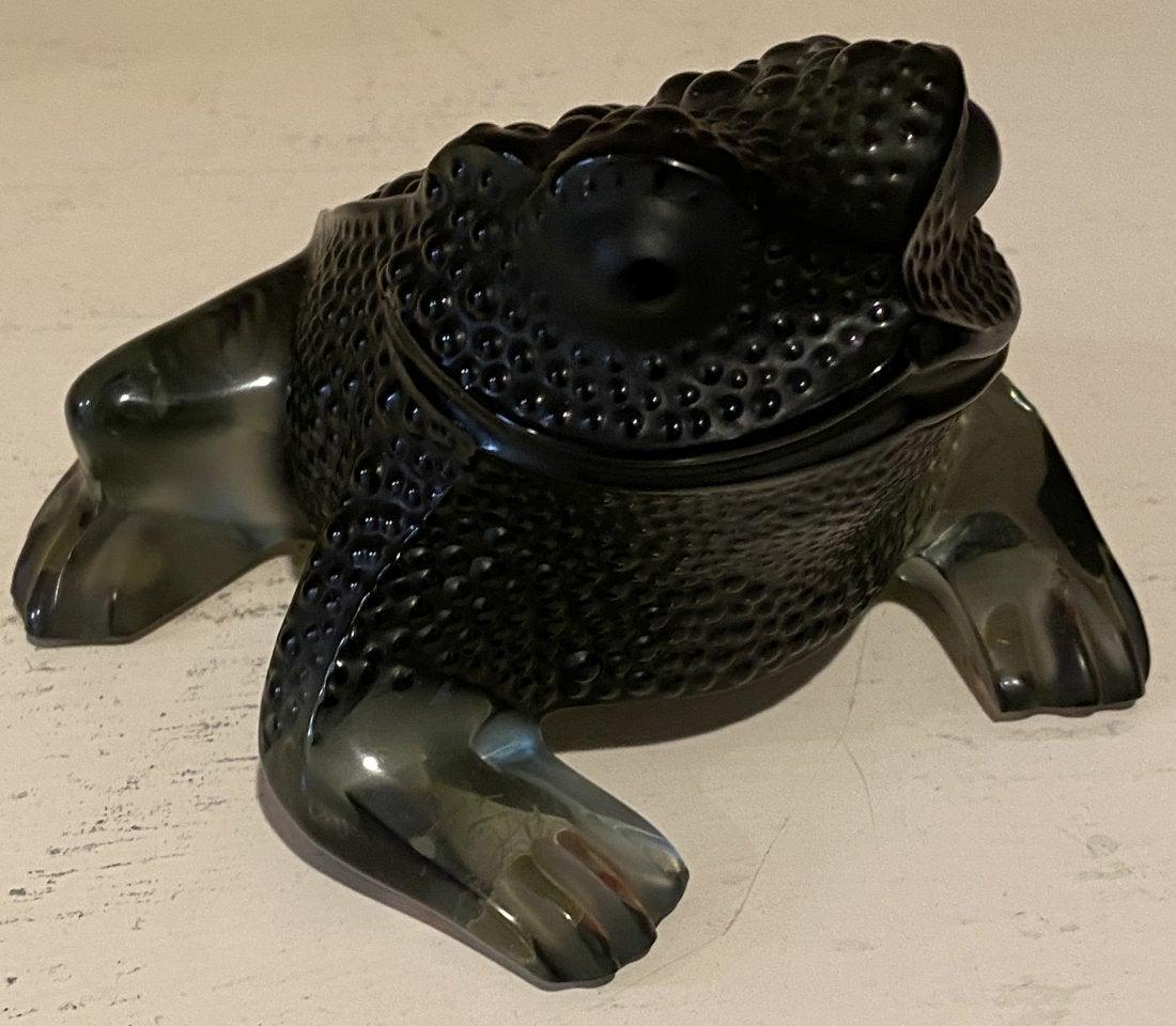 Black Lalique Frog (1 of 3)