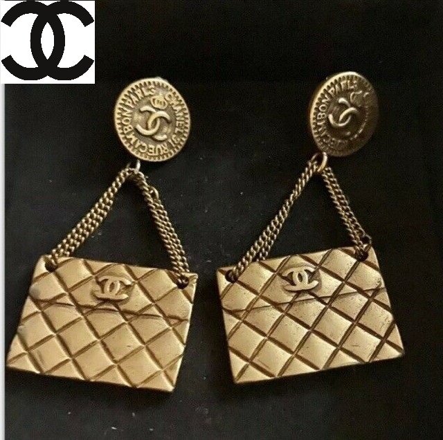 Auth Chanel CC drop Down Earrings (1 of 6)