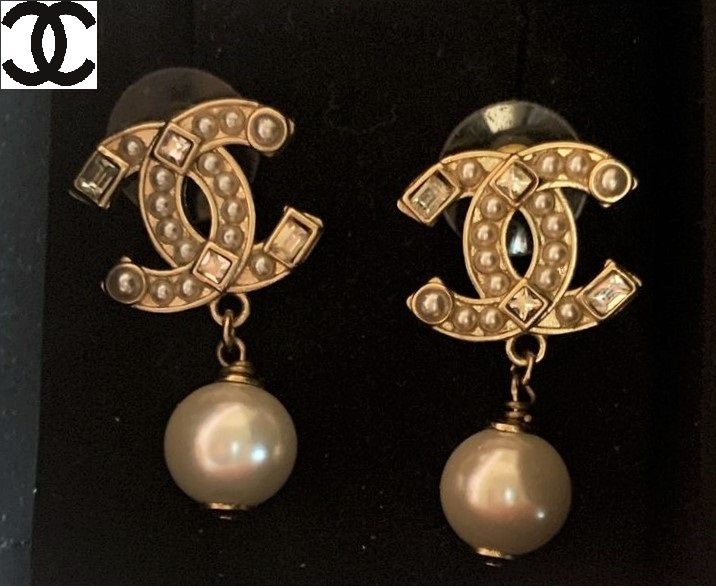 Auth Chanel CC Stud Earrings (1 of 4)